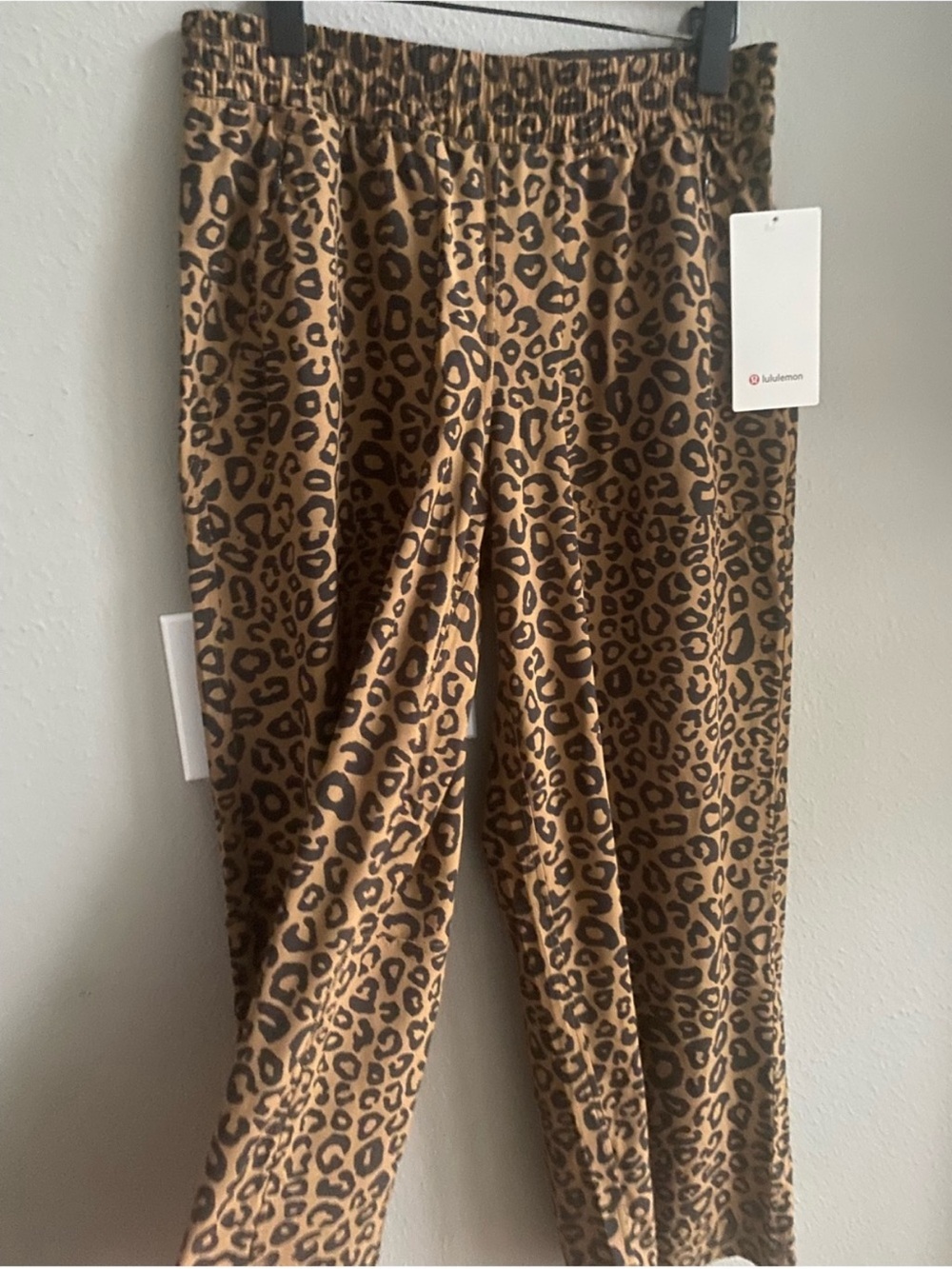 NWT Lululemon wide leg leopard pants. Size: 8. Hard to find. - Picture 3 of 5